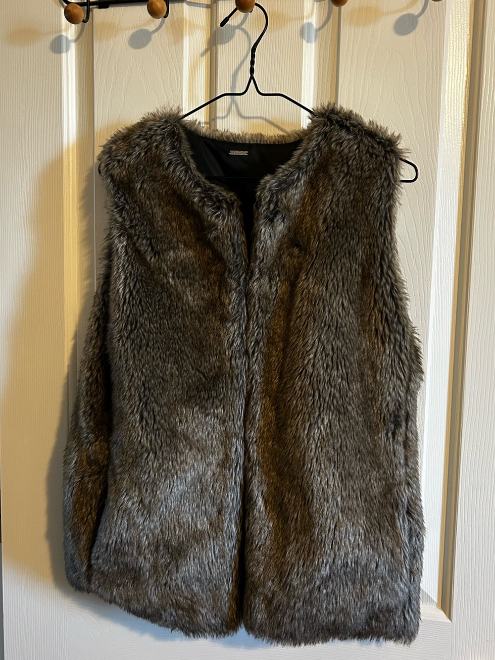 Aldo faux fur vest size small